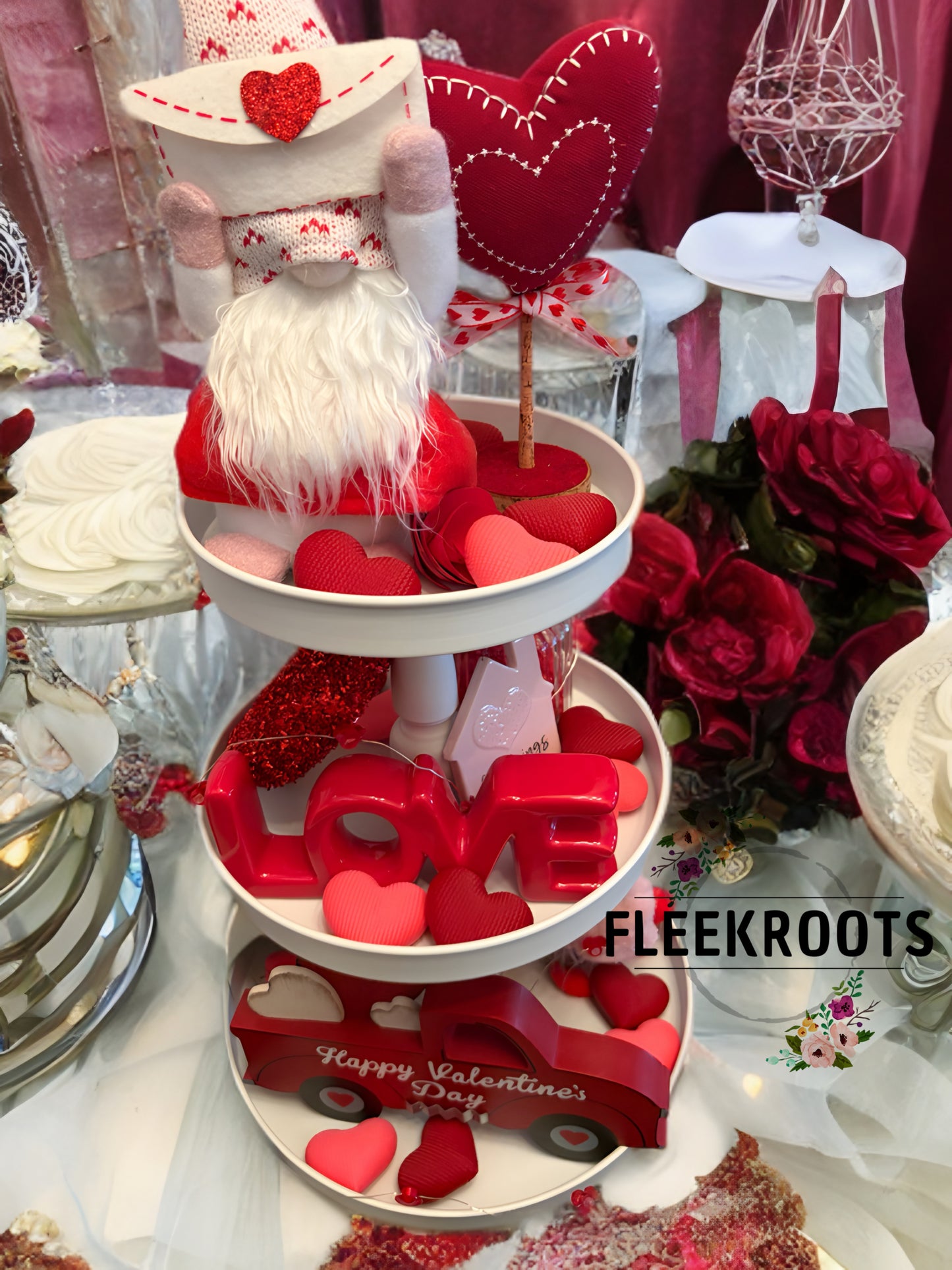 Knitted Look Valentine Hearts – Set of 16 (Pink & Red)